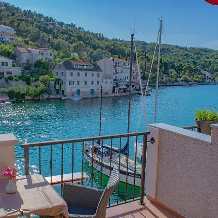 Daira Apartment Stomorska