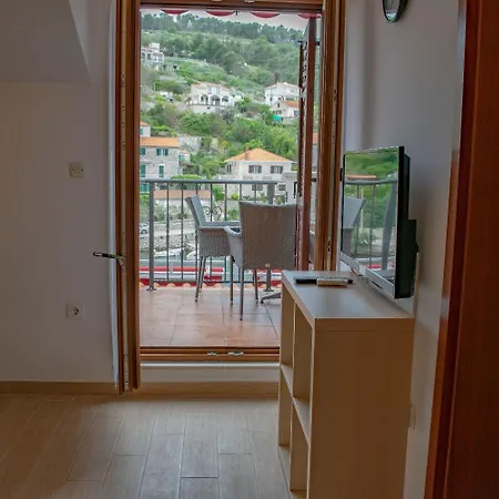 Appartement Daira Stomorska