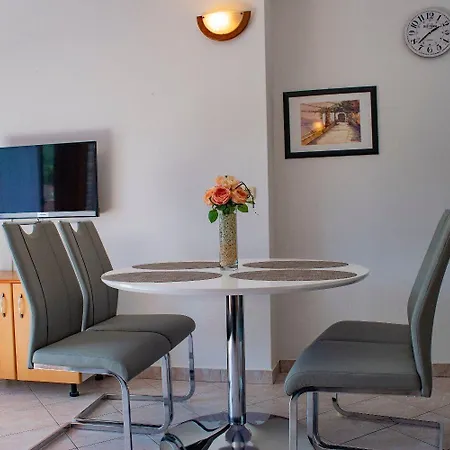 Apartment Daira *