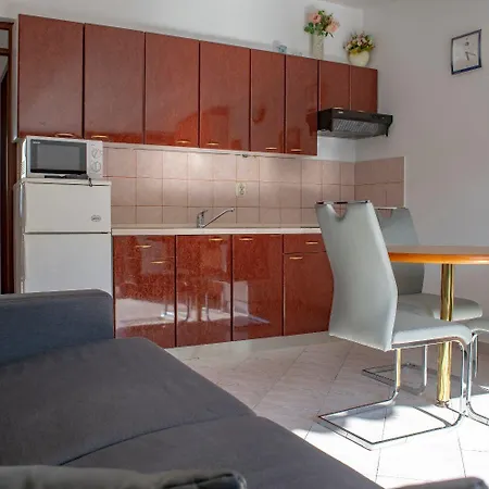 Appartement Daira Stomorska
